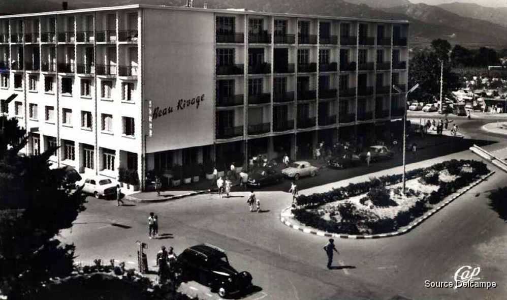 66 Argeles Sur Mer Hotel Beau Rivage.jpg